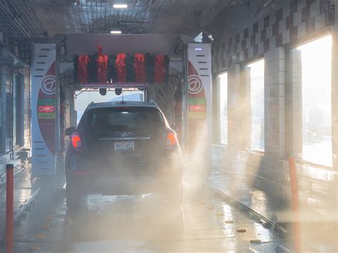 Experience the Extraordinary: The Magic of a Mist Car Wash